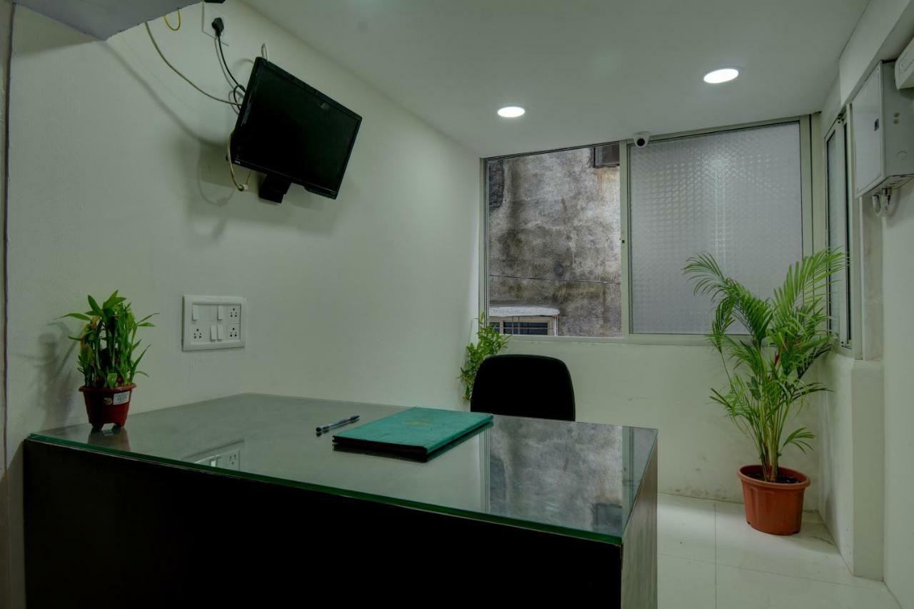 Oyo Flagship 47178 Pakko Inn Pune Exterior photo